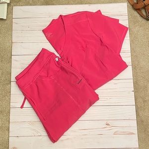 Cherokee infinity scrub set